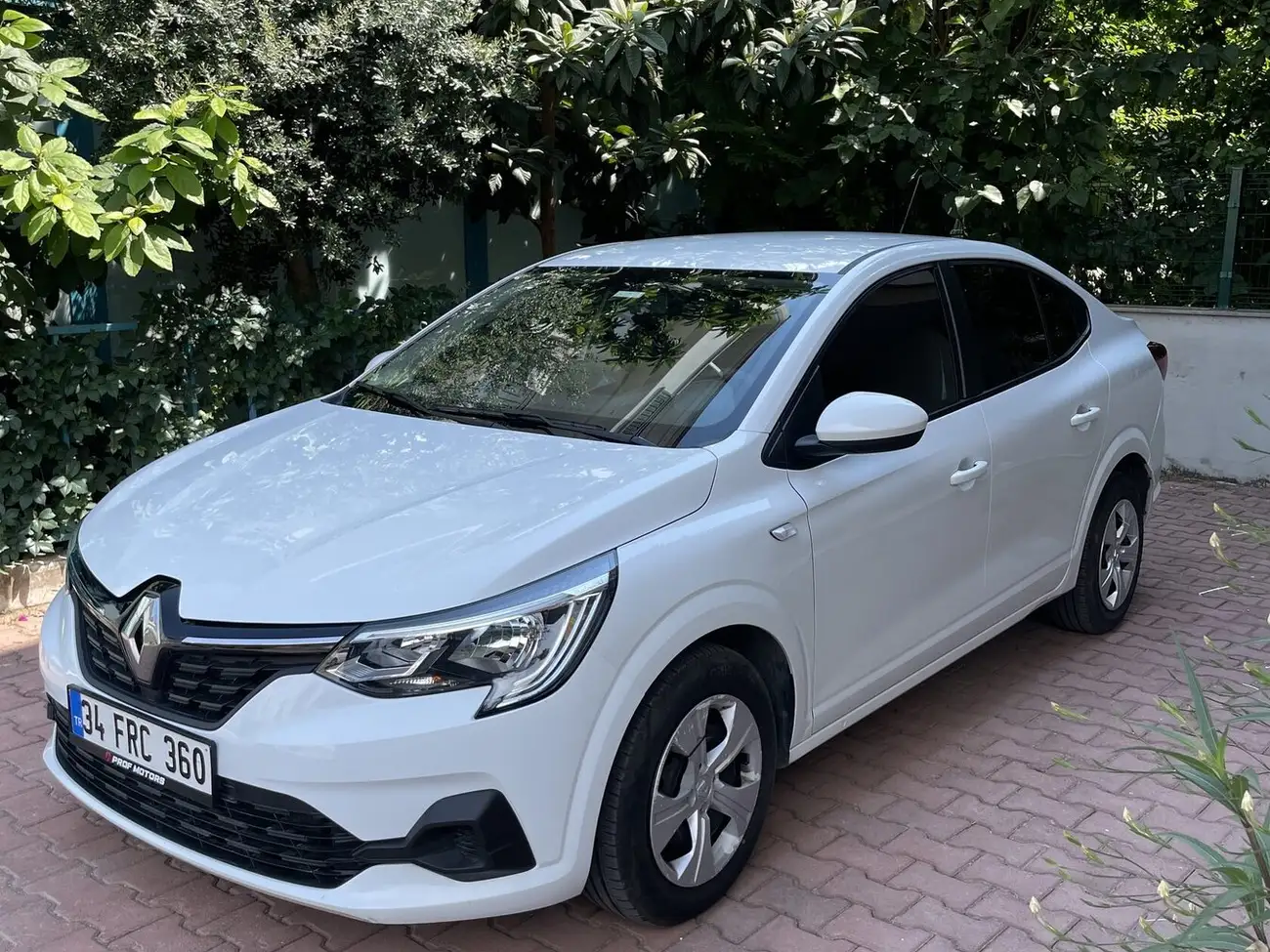 Renault Taliant 2021-2023, аренда в Анталии